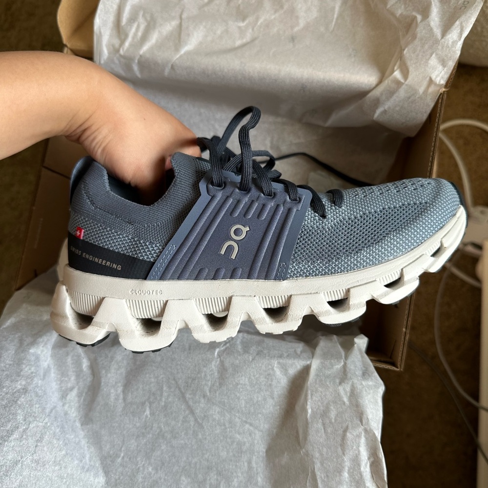 Navy blue OnCloud Cloudswift 3 Shoes